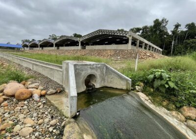 Obras de mejoramiento y ampliación del sistema de alcantarillado en Bolivia